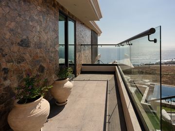 EXCLUSIVA RESIDENCIA DE LUJO EN ENSENADA