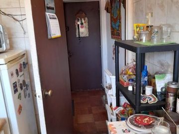 Se vende departamento calle Victoria a pasos de Universidades y Congreso Ves.-