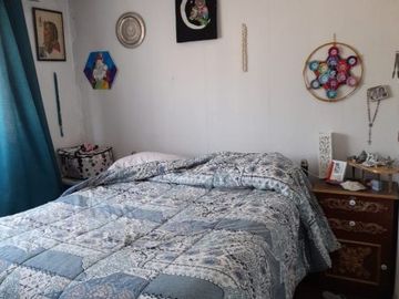 Se vende departamento calle Victoria a pasos de Universidades y Congreso Ves.-