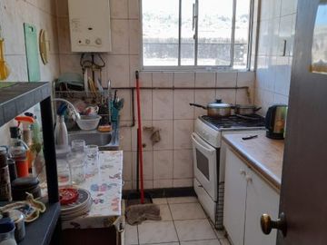 Se vende departamento calle Victoria a pasos de Universidades y Congreso Ves.-