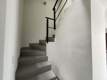 CASA EN VENTA NUEVA EN ESMERALDA, SAN MATEO ATENCO