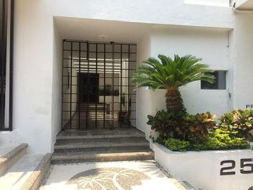 CLUB DEPORTIVO TRES RECÁMARAS ALBERCA Y VISTA