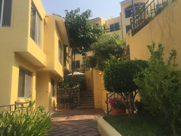 CLUB DEPORTIVO VILLA CUATRO RECÁMARAS BAJA DE PRECIO