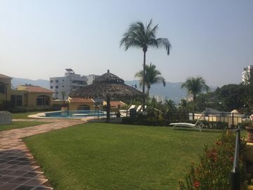 CLUB DEPORTIVO VILLA CUATRO RECÁMARAS BAJA DE PRECIO