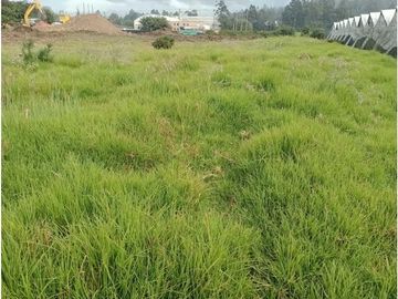 VENDO LOTE COMERCIAL. AREA 52.000 m2. COGUA VA UBATÈ