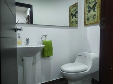 CASA REMODELADA  SE VENDE SANTA ANA BOGOT