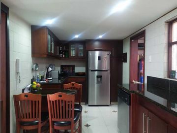 CASA REMODELADA  SE VENDE SANTA ANA BOGOT
