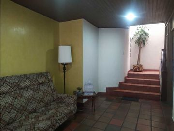 VENDO APARTAMENTO SEGUNDO PISO SANTA ANA BOGOT