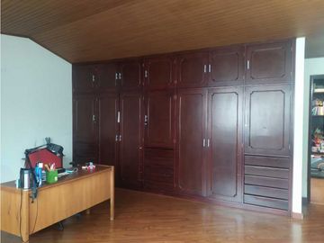 VENDO APARTAMENTO SEGUNDO PISO SANTA ANA BOGOT
