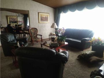 VENDO APARTAMENTO SEGUNDO PISO SANTA ANA BOGOT