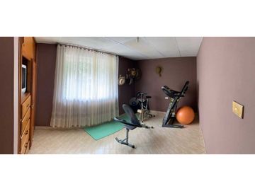 VENDO CASA CON LOTE. REA 672 m2  PACHO CUNDINAMARCA