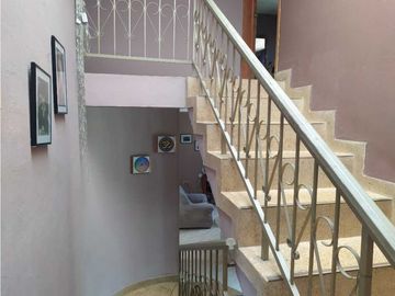 VENDO CASA CON LOTE. REA 672 m2  PACHO CUNDINAMARCA