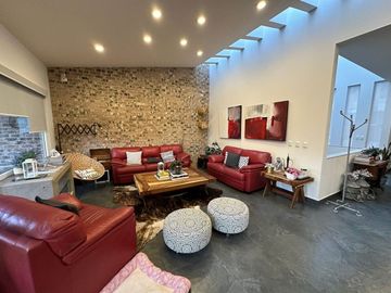 Casa moderna en BOSQUE REAL