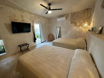 CASA EN VENTA MERIDA, CENTRO REMODELADA