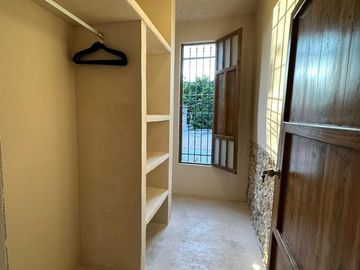 CASA EN VENTA MERIDA, CENTRO REMODELADA