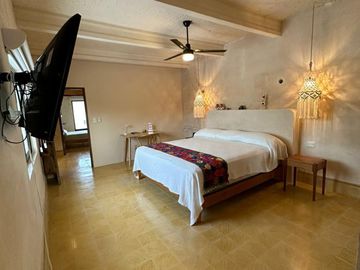 CASA EN VENTA MERIDA, CENTRO REMODELADA