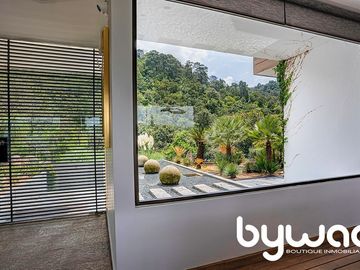 CASA  CON VISTA PANORÁMICA