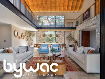 CASA EN ACATITLÁN