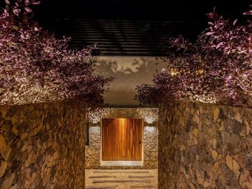 CASA EN ACATITLÁN