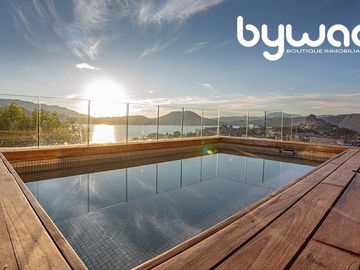 CASA CON   VISTA AL LAGO