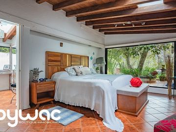 CASA EN AVÁNDARO CON GRAN JARDÍN