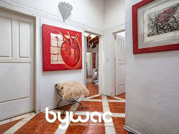 CASA EN AVÁNDARO CON GRAN JARDÍN