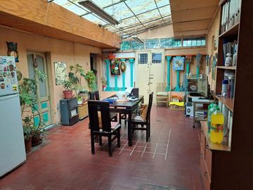 Casona en avenida ideal comercio