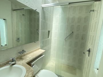 CASA  EN CONDOMINIO EN VENTA EN COL. DEL VALLE CENTRO