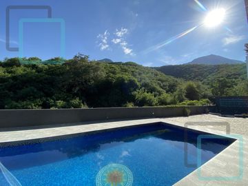 CASA EN VENTA SIERRA ALTA ZONA CARRETERA NACIONAL MONTERREY