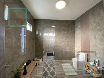 CASA EN VENTA SIERRA ALTA ZONA CARRETERA NACIONAL MONTERREY