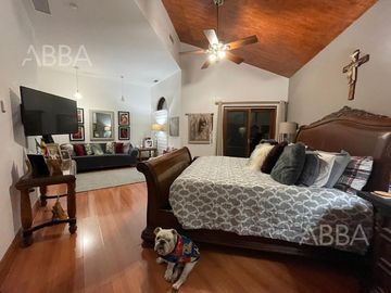 CASA EN VENTA EN LOMAS DEL VALLE CON VISTA