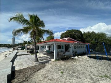 VENTA DE CASA DE PLAYA REMODELADA EN EL PALMAR