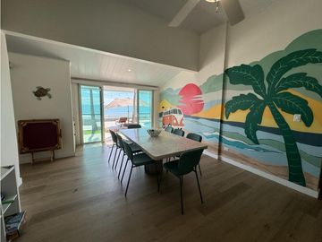 VENTA DE CASA DE PLAYA REMODELADA EN EL PALMAR