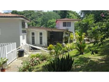 VENTA CASA EN ANCÓN PARASO A 12 MIN DE ALBROOK MALL KAF