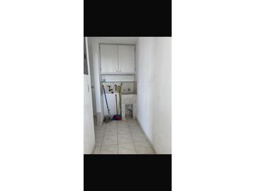 VENDO APARTAMENTO EN 12 DE OCTUBRE