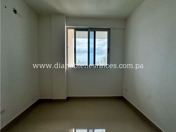 Venta de apartamento nuevo en Hato Pintado