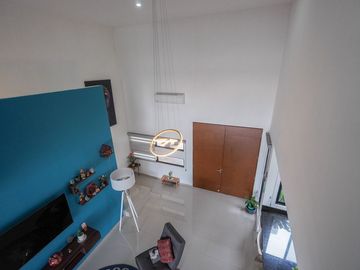 CASA EQUIPADA EN VENTA EN PRIVADA CANARIA AL NORTE DE MERIDA.