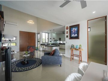 CASA EQUIPADA EN VENTA EN PRIVADA CANARIA AL NORTE DE MERIDA.