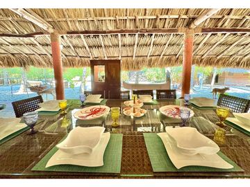 Casa en la isla Tierra bomba (Precio cambia por temporada)