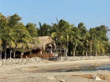 Casa en la isla Tierra bomba (Precio cambia por temporada)