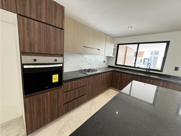 Casa En Venta Parque Sao Paulo Lomas De Angelópolis II