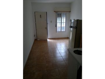 Vendo Casa y Dpto. en Concepción del Uruguay, Entre Ríos.