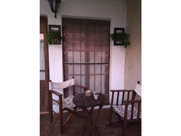 Vendo Casa y Dpto. en Concepción del Uruguay, Entre Ríos.