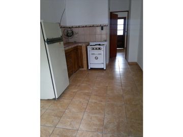 Vendo Casa y Dpto. en Concepción del Uruguay, Entre Ríos.