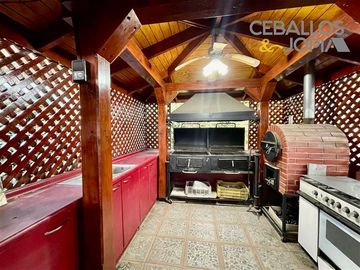 Casa en Venta en Victoria, Villa Alemana