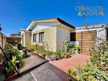 Casa en Venta en Troncos viejos, Villa Alemana.