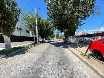Casa en Venta en calle Esmeralda, Quilpué (perfil comercial)