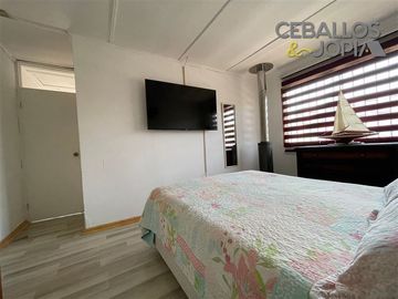 Casa en Venta en calle Esmeralda, Quilpué (perfil comercial)