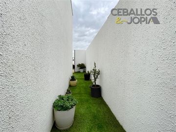 Casa en Venta en Condominio Altos de Rumié, Villa Alemana