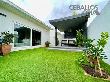 Casa en Venta en Condominio Altos de Rumié, Villa Alemana